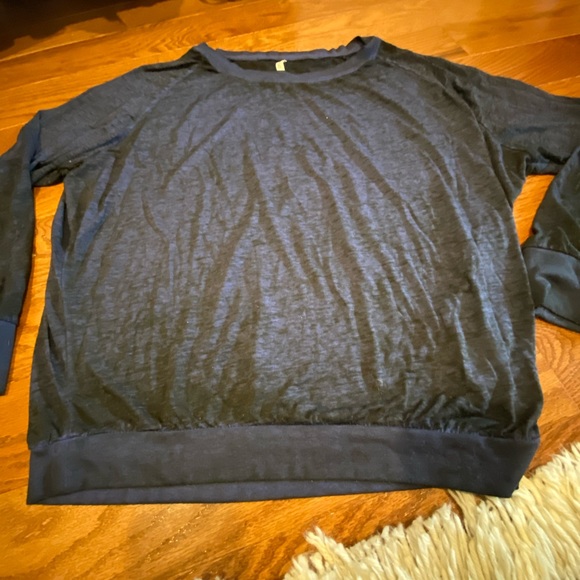 Women's long sleeve tee - Picture 2 of 4